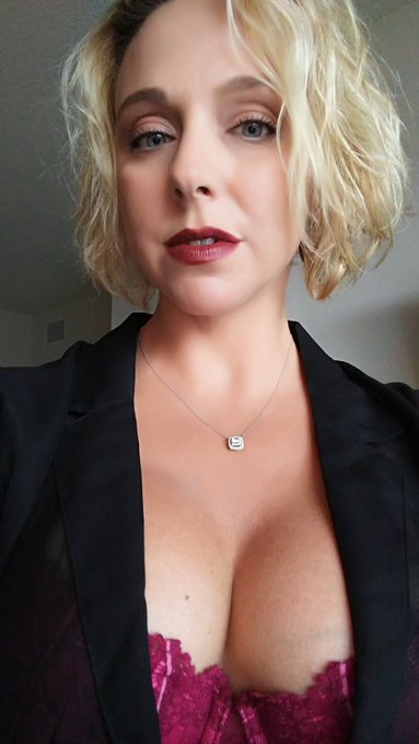 Motor boat? You wish slaves! Lol😈 https://t.co/3C78EInj3q<a href="/tag/footfetish"class="tags"><span>#footfetish</span></a><a href="/tag/femdom"class="tags"><span>#femdom</span></a><a href="/tag/footworship"class="tags"><span>#footworship</span></a><a href="/tag/footdominat"class="tags"><span>#footdominat</span></a>