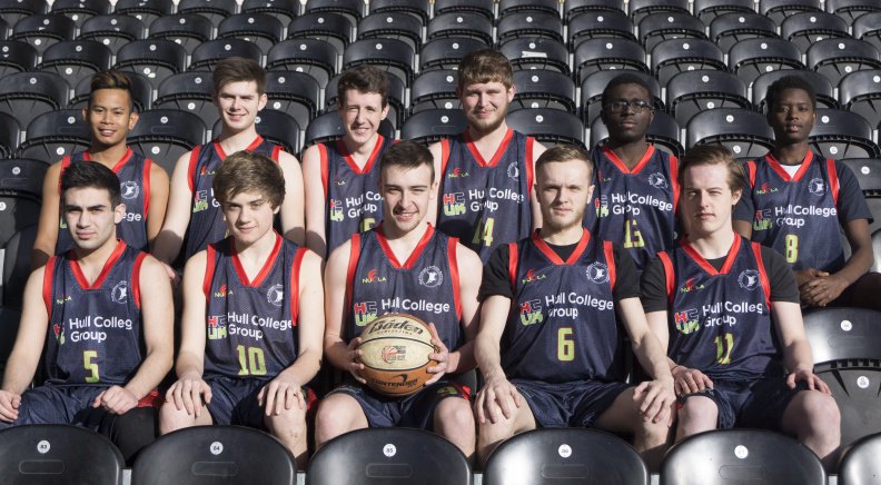HCUK_Sport's tweet photo. #TBT vintage basketball team and the time we met an Olympic legend
#HCUK #Sport https://t.co/Z1qSbzXxgx