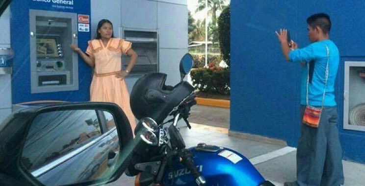 kedevin's tweet photo. Yo cuando el cajero si me da efectivo https://t.co/NIzatMNJhN
