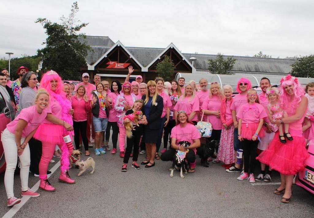 LPTrustUK's tweet photo. Wow, wow, wow!! What an amazing weekend it was for the final #pinkcarrally! A huge thank you to this lovely lot fo… https://t.co/WObzjiPiUF https://t.co/3BpRnXp9tD