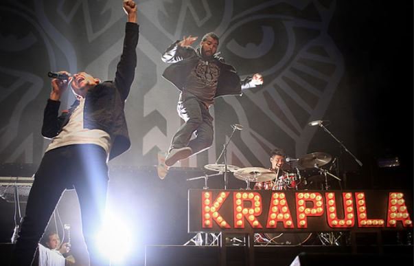 El <a href="/subcantante/">Doctor Krapula Mario</a> llegó a #ElGallo para contarnos t-o-d-o-s los detalles del concierto de esta noche de <a href="/DoctorKrapula/">DOCTOR KRAPULA</a> 🤟¿Quién quiere ir? 🎟️