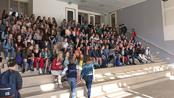 De leerlingen van @reviusdoorn zijn deze week begonnen in een compleet nieuw schoolgebouw! Wij wensen jullie een mooi schooljaar!