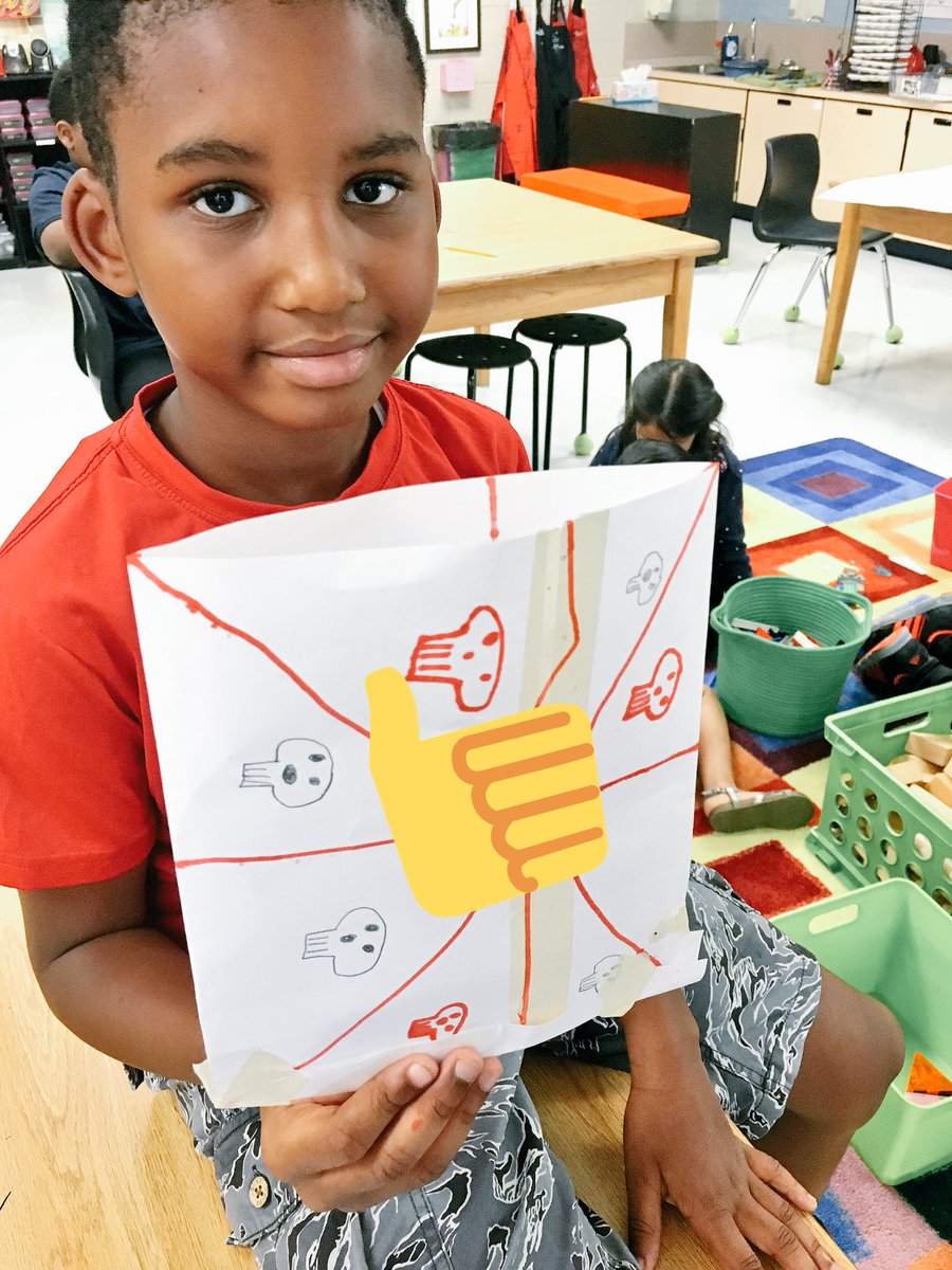 ArtdavisDavis's tweet photo. Check...invented new iPad holder. #oakgravebraves#inventorin training#steam#brave https://t.co/6zJ4g70onD