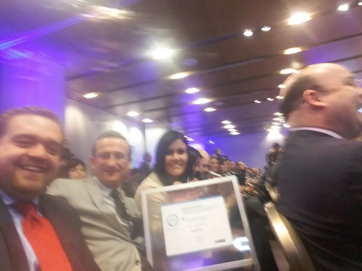 Claudio_GJ's tweet photo. ✔Feliz recibiendo el premio #ProCalidad @essbio la mejor empresa del Sector Sanitario en Chile.⤵⤵
#Concepcion #Chile https://t.co/2rI93lKTF6