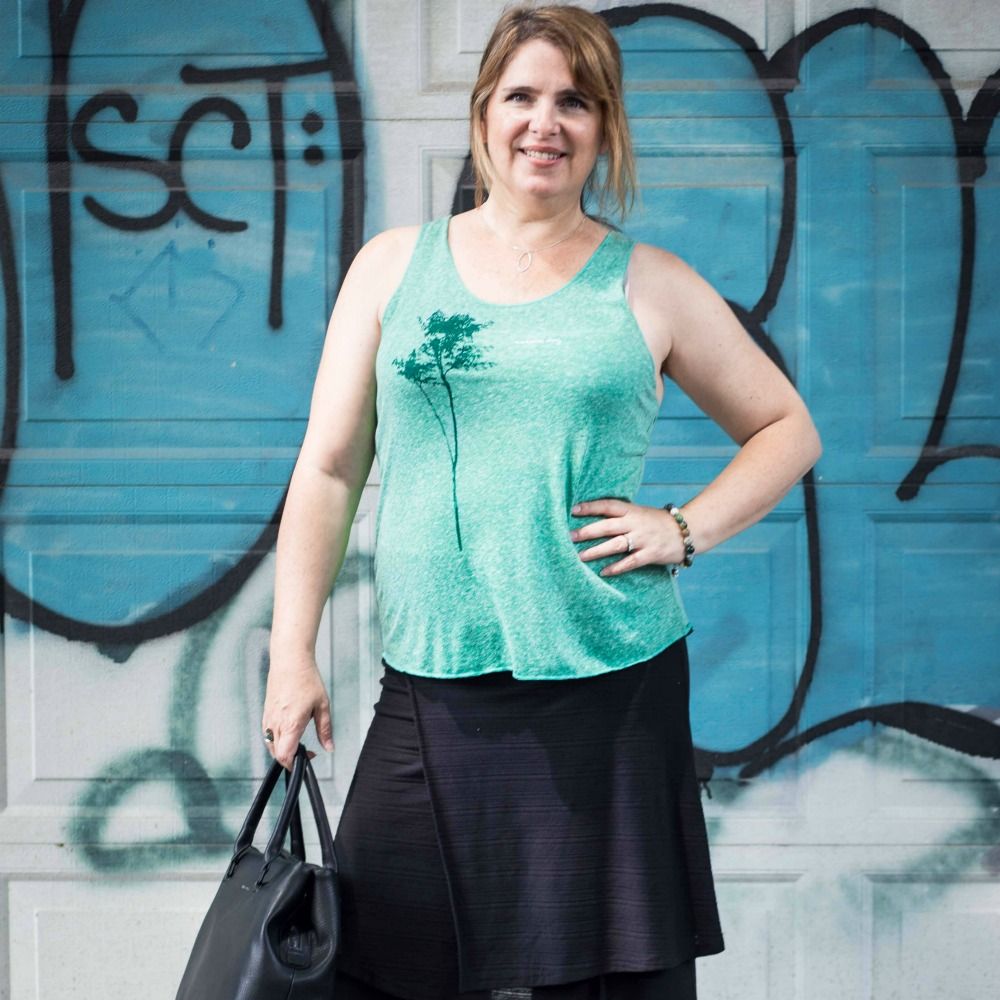 FreshCollective's tweet photo. "I felt like life was too short to be doing something that I didn’t totally love." #FCStyleProfile https://t.co/OHvKyFNYuz https://t.co/eMv6bZdo3q