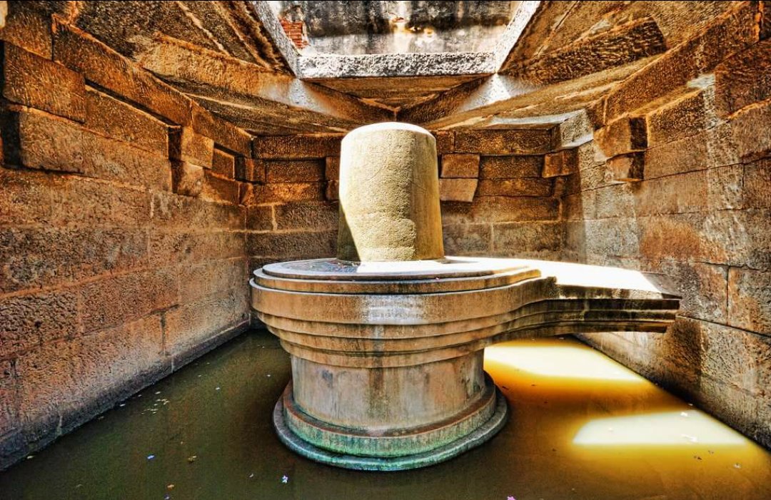 SimranHoliday3's tweet photo. #Hampi #Rockland #IncredibleIndia🇮🇳 #SimranHolidays https://t.co/3Yjn38D0t0