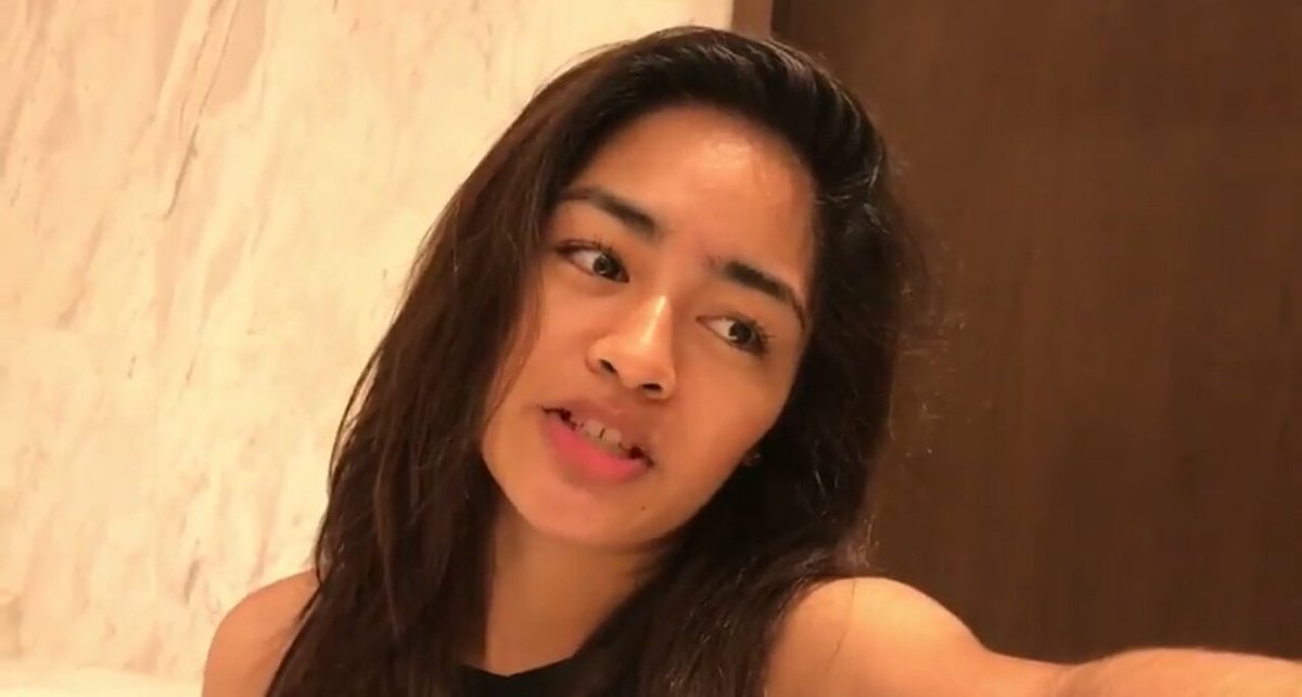 notchai__'s tweet photo. She woke up like this. 
Ang unfair ng buhay!!!!!! Kainis ka din minsan @notvivoree ! 

VIVOREE StaycationVlog https://t.co/mfmMcn1KtU