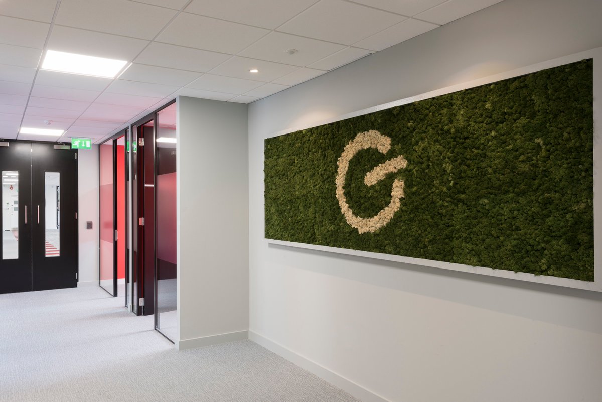 TheInteriorsG's tweet photo. Our "energetic" team have just handed over a fantastic looking space for the team @PINERGY well done to Lisa, Ramona and Trevor. https://t.co/yJpnOYYYwO