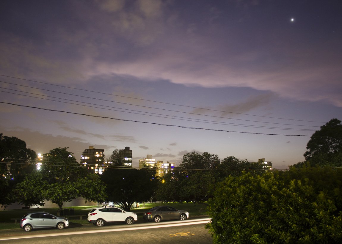 convex_photo's tweet image. #night #dusk #evening #urban #street