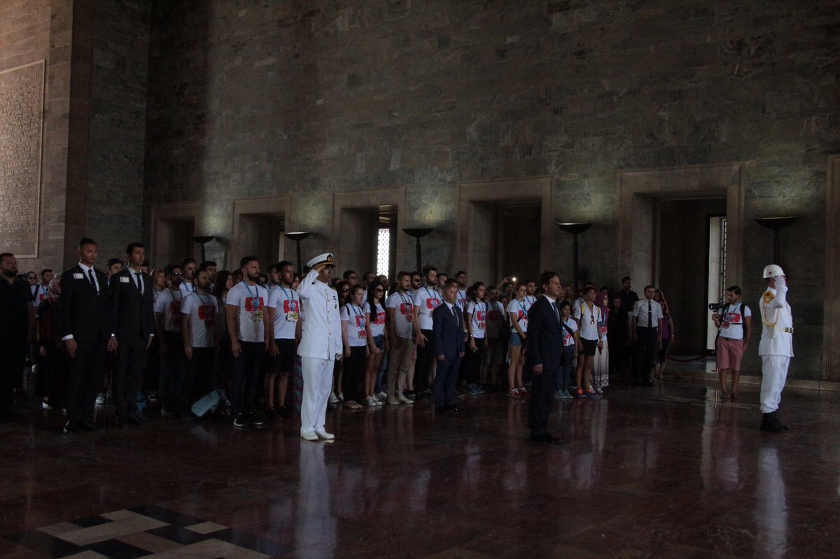 Gençlik otobüsü Avrupa turuna Anıtkabir ziyaretiyle başladı  #GençlikOtobüsüAnıtkabirde #MCD #Ankara #Anıtkabir #Bulgaristan #Romanya #Vien