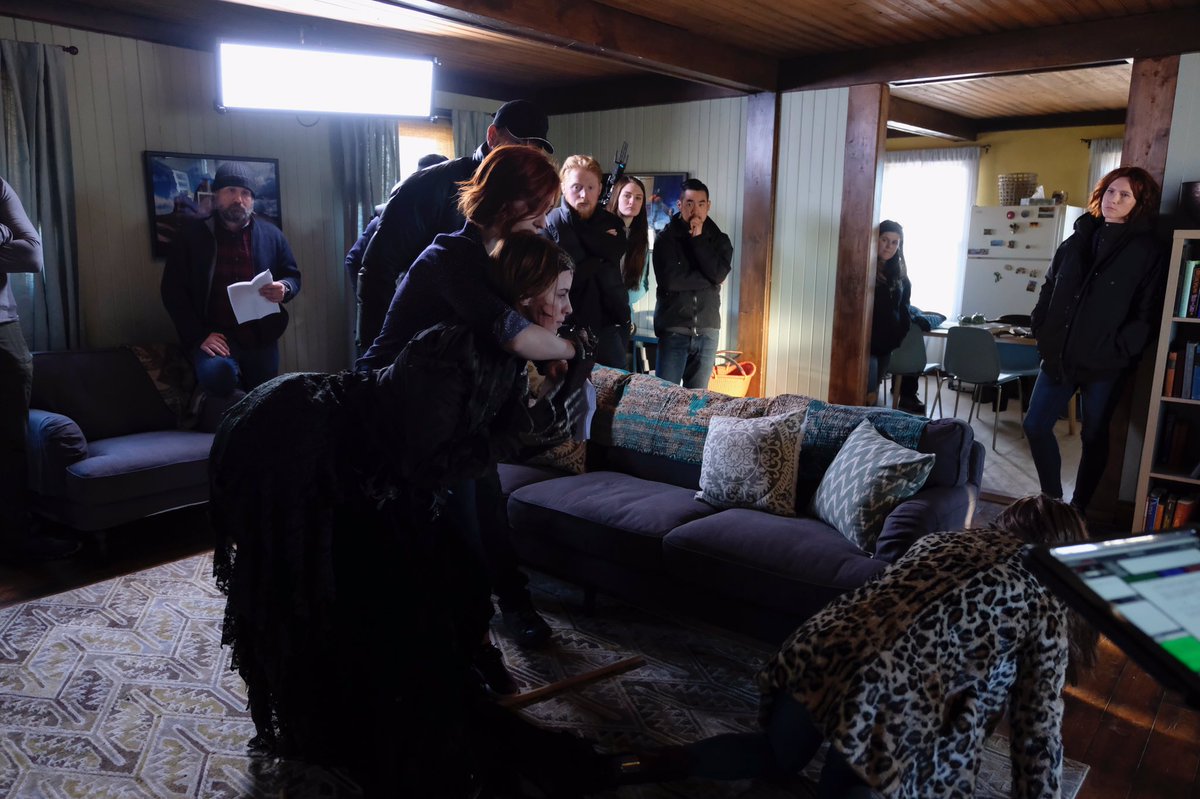 WynonnaFans's tweet photo. #TBT If you listen to our podcast - you'll appreciate this BTS pic even more! Can you spot me? 😂😂 #WynonnaEarp https://t.co/9qaz54dTo1