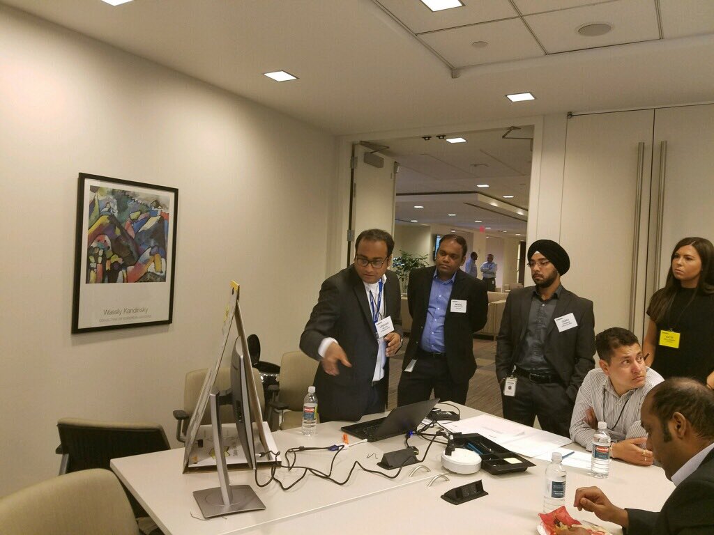 speaktoelango's tweet photo. PODS session at the tech summit @DeloitteSAP #techsummit2k17 https://t.co/bS7Q2ME2cz