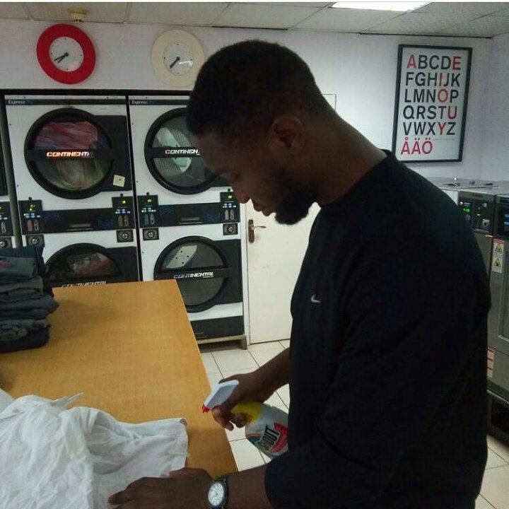 ecentre3's tweet photo. For your TOP NOTCH Laundry Service at Affordable Prices..Please Contact @ezWashnDry #laundry #EzWash&amp;Dry @ecentre3 #ECentreMall

08095989017 https://t.co/vWmCzXfPsw