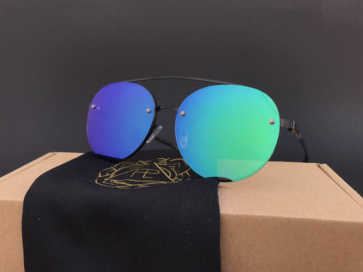 polazzfans's tweet photo. Nuevo modelo CROWN JEWEL , el modelo que utiliza el youtuber @iLeoVlogs , compra el tuyo en https://t.co/AdqRheirh0 https://t.co/hBYw8TYUHc