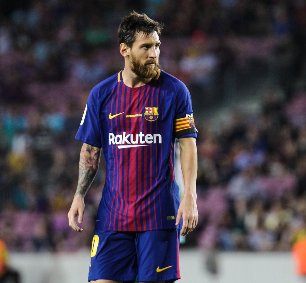 🐐🏆 RT and Follow for a chance to win this Barcelona Shirt with Messi on the back…

#FCB