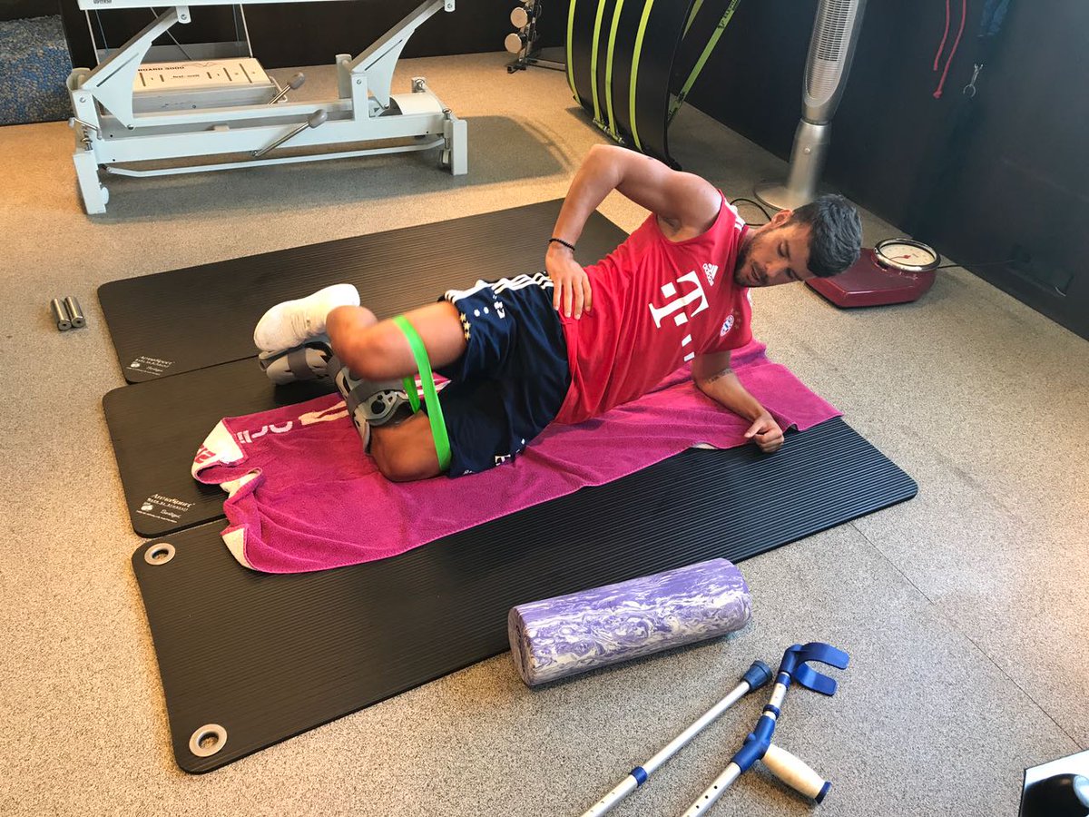 Primer mes desde la operación. Seguimos trabajando!
One month since my surgery. Keep working! 
#MiaSanMia <a href="/FCBayern/">FC Bayern München</a> #FCBayern #Bundesliga