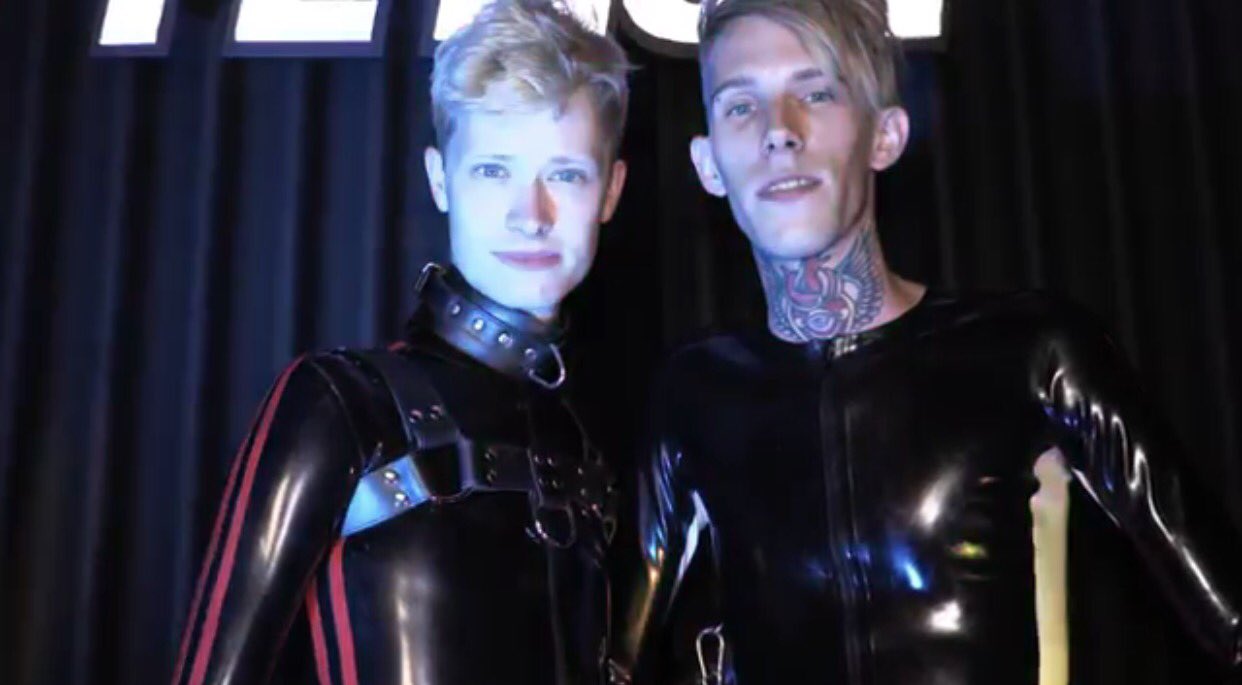 Claude Nikotine on X: Just find this from the #fwl2017 @ReconNews 😍😍  t.coyXLvUgIxeM  X