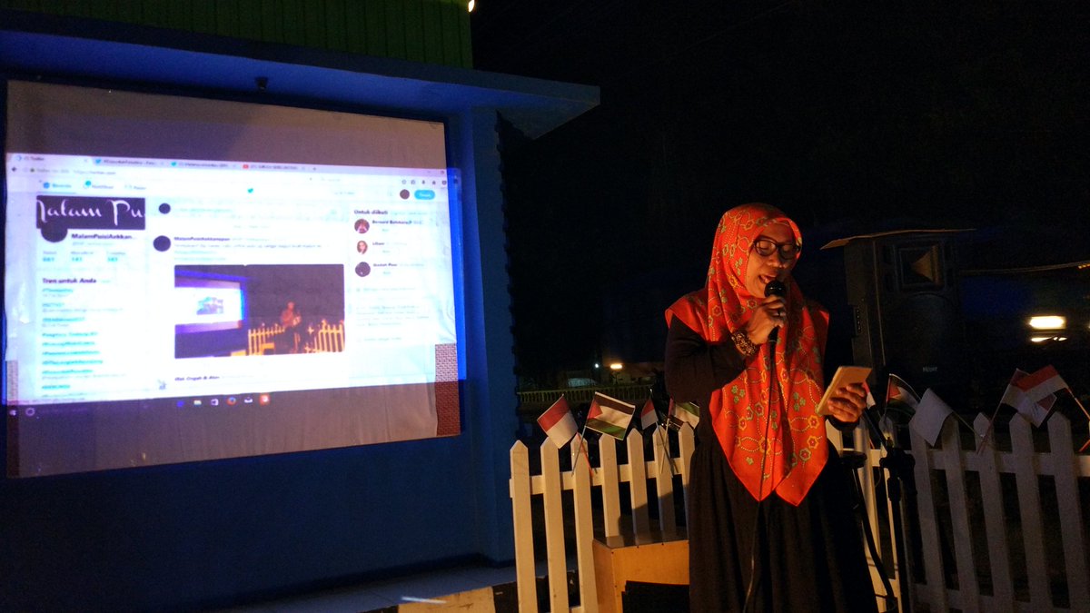 buk yos yang kece dengan puisinya yang mantap
#DoauntukPalestina #malampuisiaekkanopan