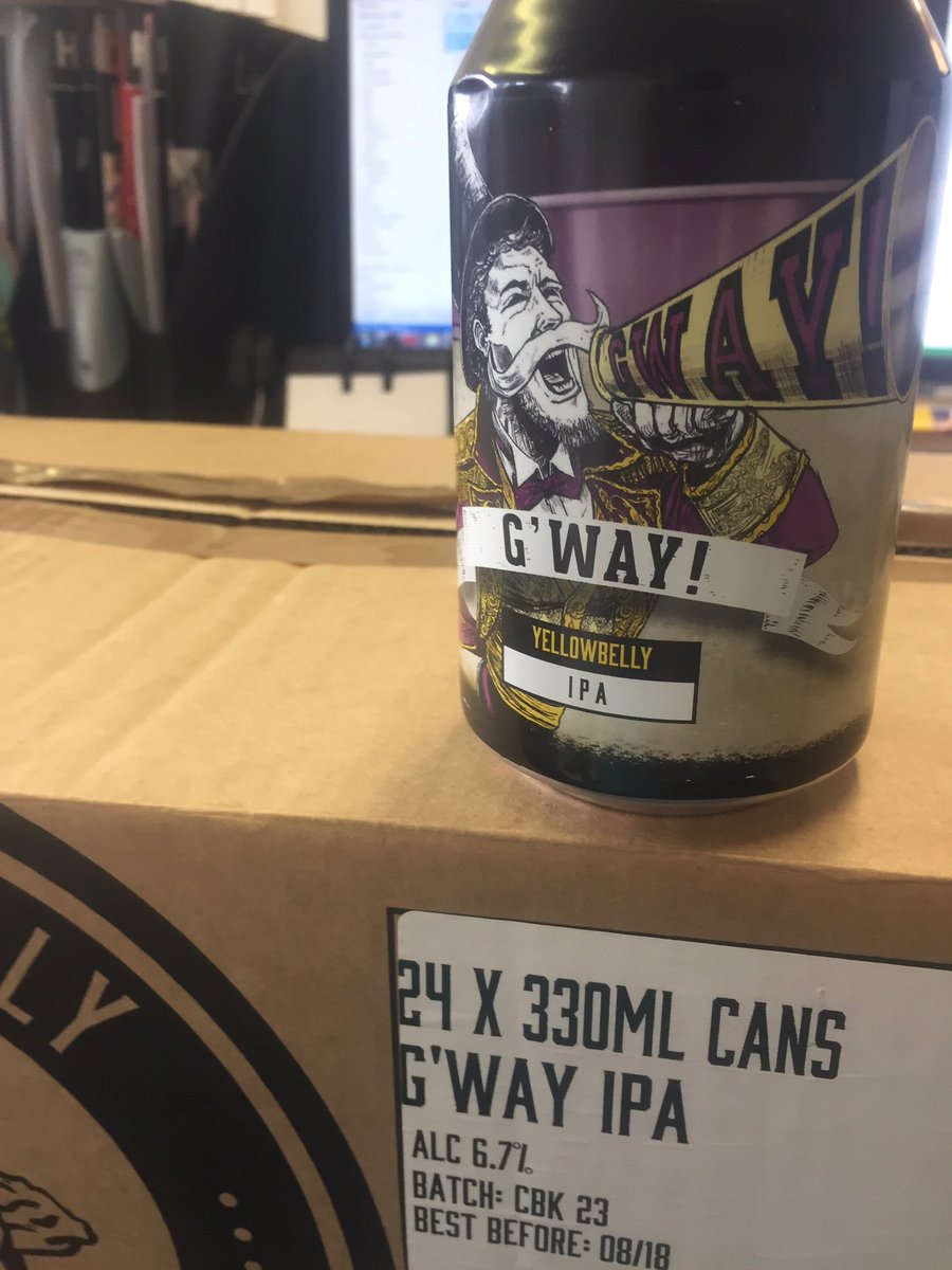 eddbuysbeer's tweet photo. Hey @YellowBellyBeer, look what just landed in my desk #CraftBeer #Nottingham #irishbeer https://t.co/Ap0OpcPYhN