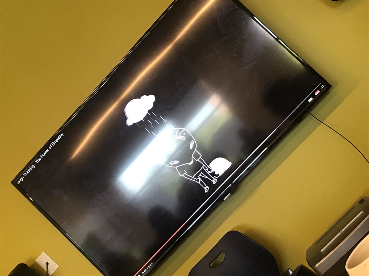 MsSky21's tweet image. "Empathy is feeling with people 

Rarely, responses make things better, connection does" #LabLearns #LabEDTraining17