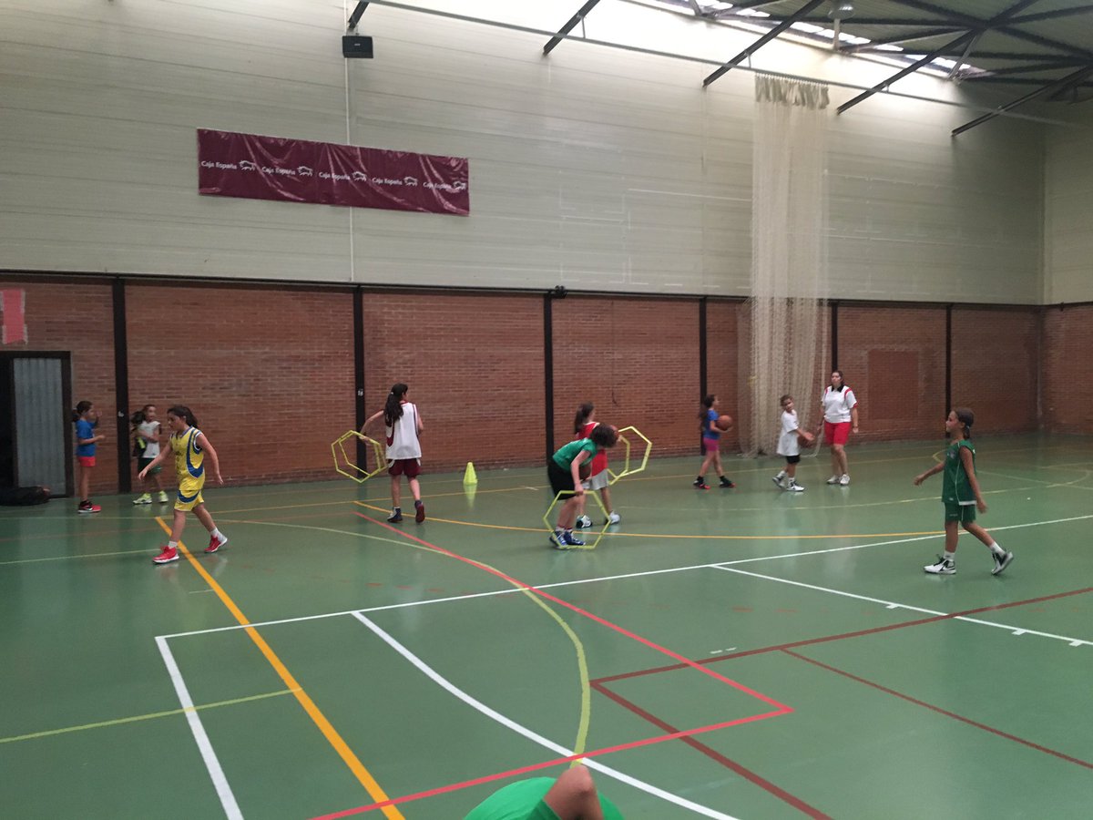 campuspicos's tweet photo. Entrenamientos Mini y 05 está tarde en @campuspicos https://t.co/YmHfvYpK8C