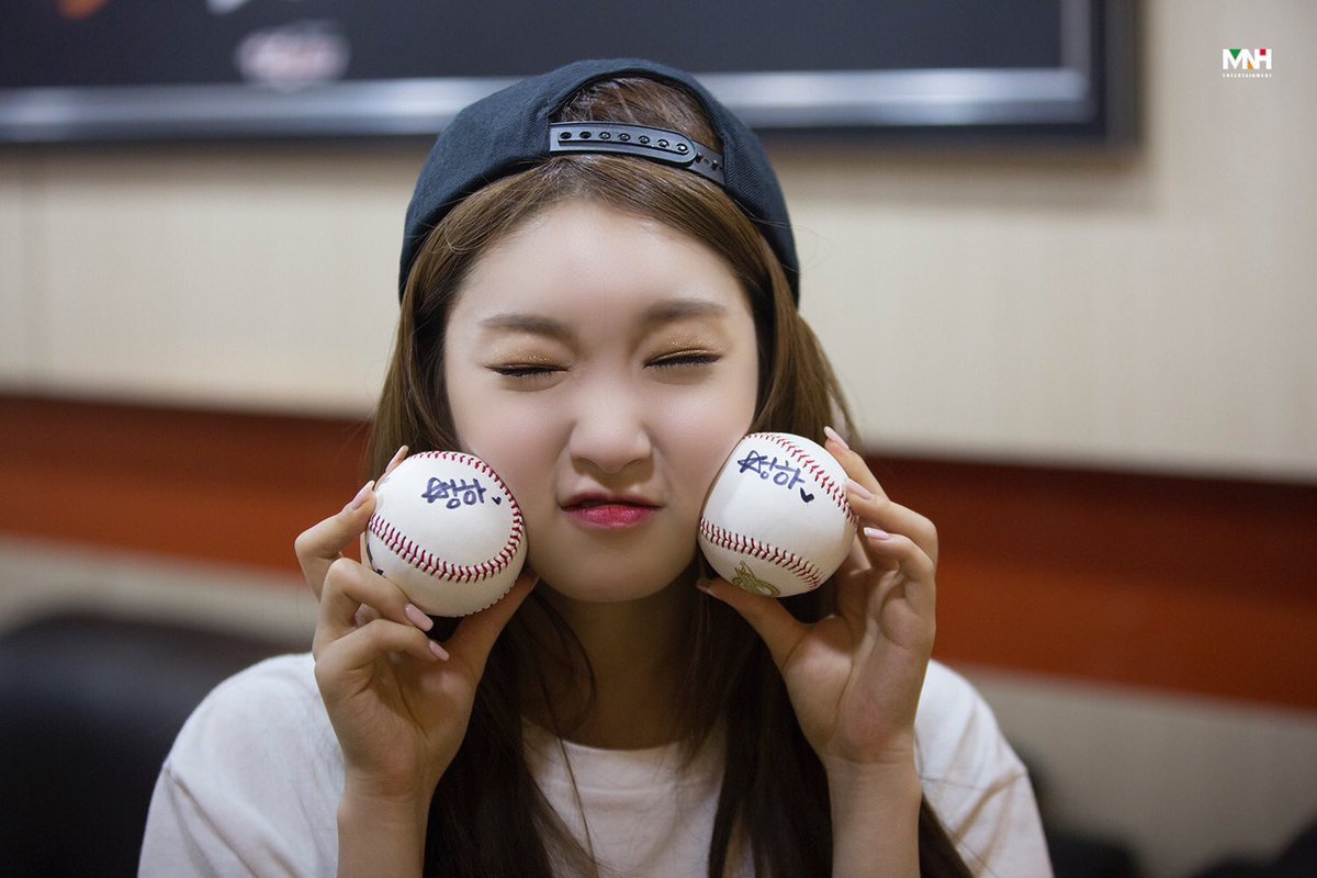 kchunghapics's tweet photo. ♡ chunghaioiworld https://t.co/FHRAjhXRuA