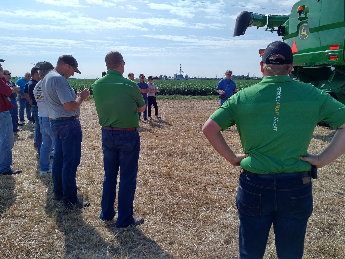 thewheatteam's tweet photo. Getting #SeriousAboutWheat means taking the proper steps to manage residue evenly from previous crop. Helps fusarium control. #evenEmergence https://t.co/9jRN64m4zQ