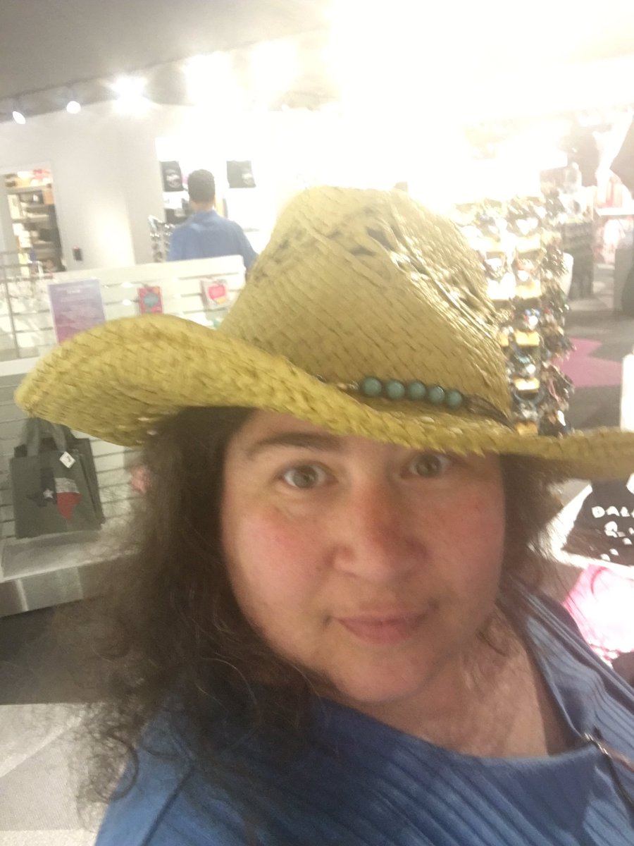 wintongirl3's tweet photo. Cowgirl flow in Dallas at Top Performer conference. #PCGCare #intuitlife https://t.co/C85wxAC6nF
