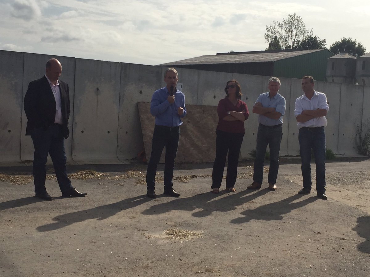 ReseauFnpl's tweet photo. La #fnplait défend le revenu des producteurs de lait et la juste répartition de la valeur ajoutée. https://t.co/DEzqP5aBCd