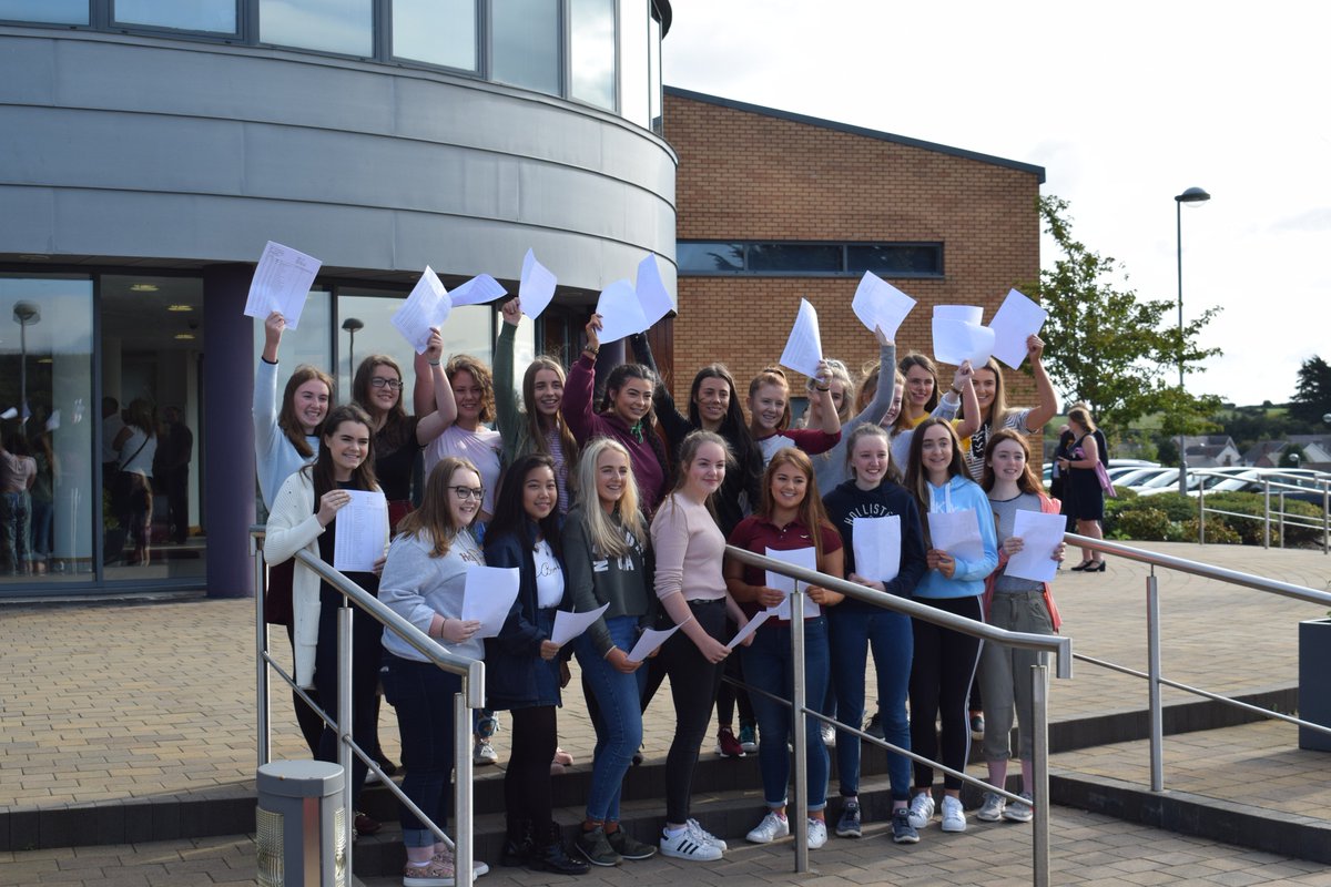 assumptionlive's tweet photo. #GCSEResultsDay2017 #AssumptionFamily #FullyAlive #OnceAnAssumptionGirl https://t.co/IBxXQ48kWc