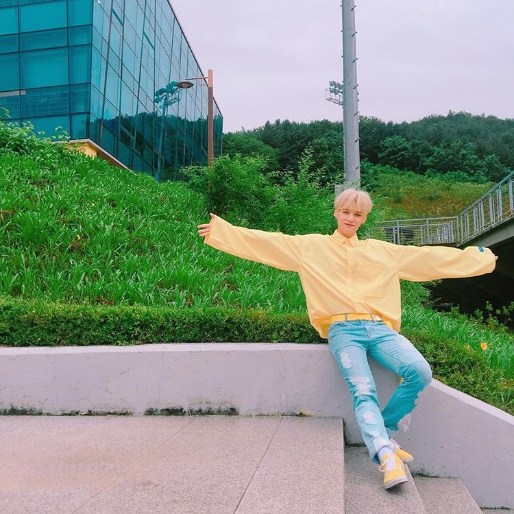 HEYSEJUN's tweet photo. #DailySejun https://t.co/7S1RTSUIFY