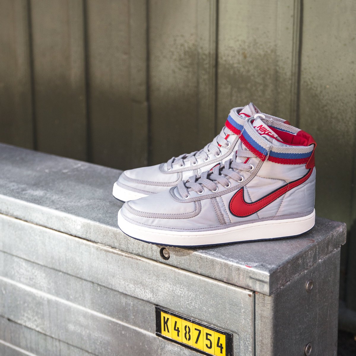 nike vandal high supreme university red metallic silver
