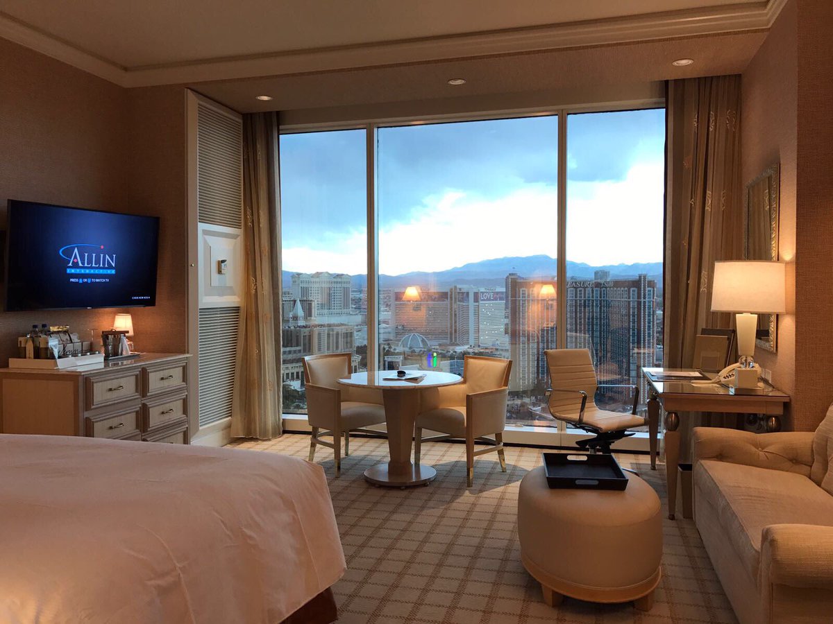 RickyonGuitar's tweet photo. #LasVegas #WynnHotel #AlreadyUp #View https://t.co/biFmfdVWLT