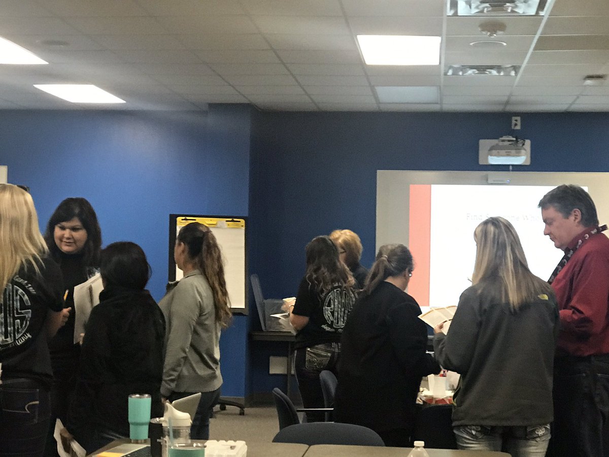 JSeguinElem's tweet photo. Teachers preparing for an amazing year! #ELPStraining https://t.co/ezdGP0CXt9