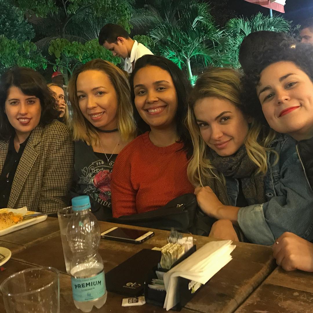 SiteLBcom's tweet image. Esther Oliver via Instagram: "{reunited} the P.U.C never ends!" 📸