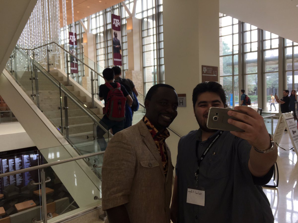 TAMUISSS's tweet photo. Dr. Henry Musoma inspiring new international students @tamu @TAMUISS #tamuisc https://t.co/ZfkNXF7mzk