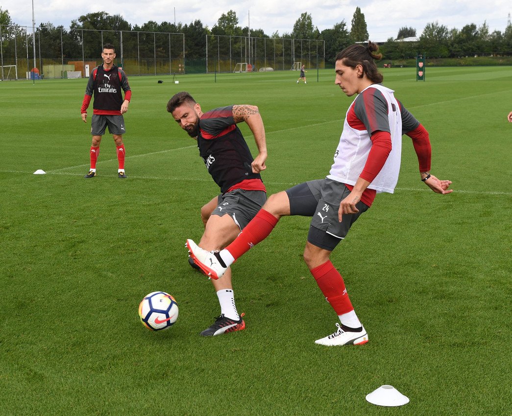 ERaradza's tweet photo. Go gunners  https://t.co/8JSCMZ5mgv