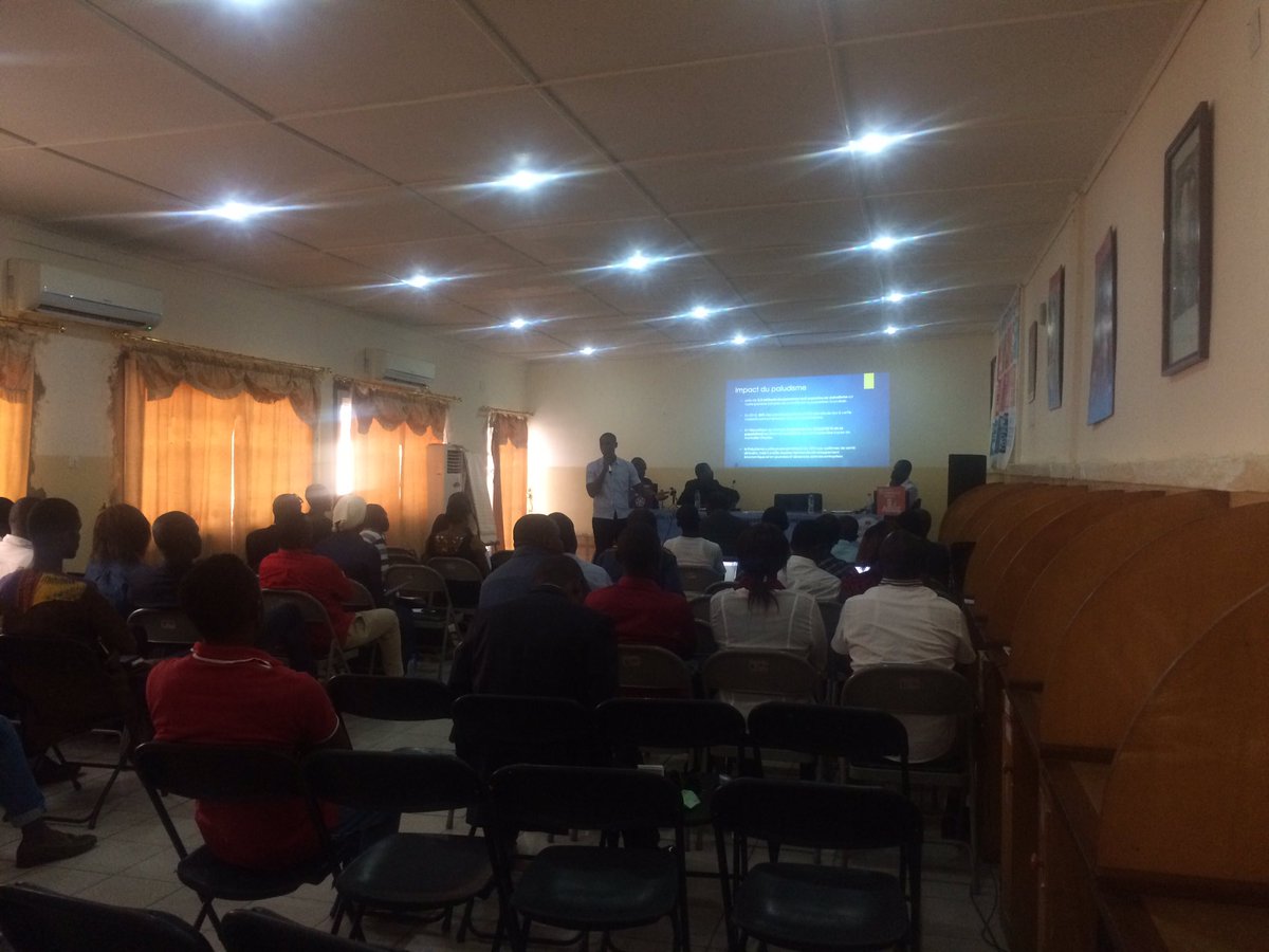 PNUDRepduCongo's tweet photo. Présentation d'EduPalu contre le #paludisme #DigitalTransformation 
Rencontre des acteurs du Numérique et du Digital #242DigitalTalk https://t.co/IhWDXFpKoD