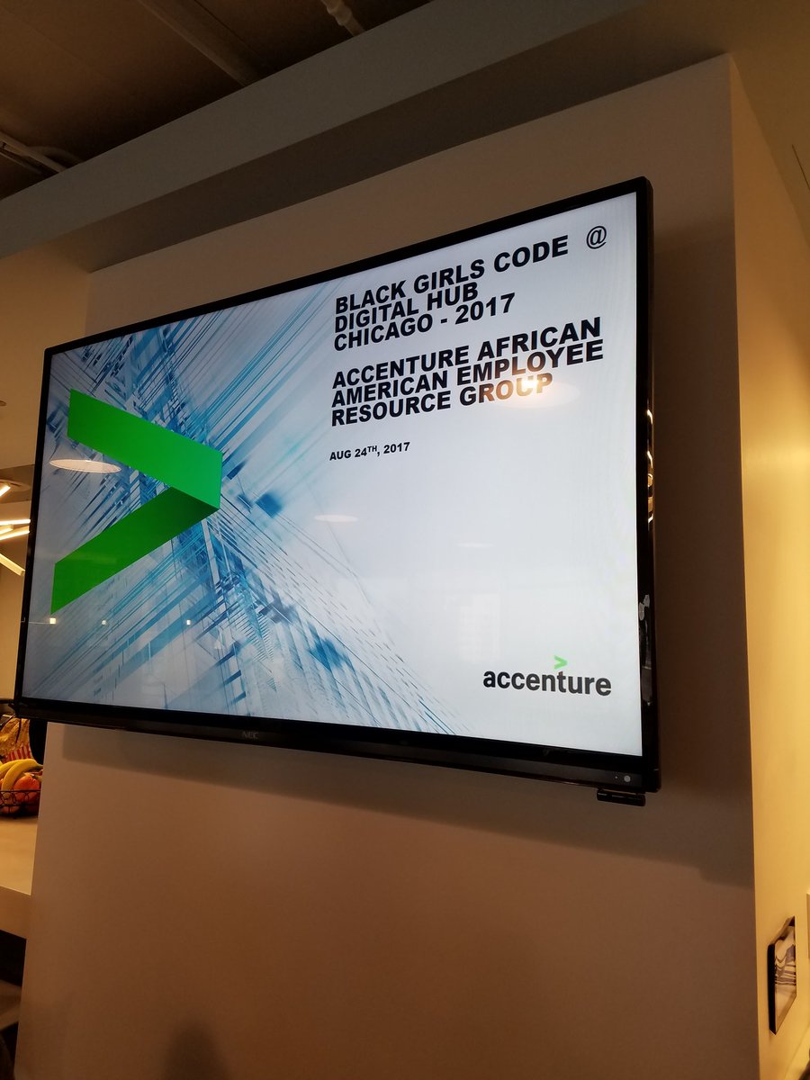 BlackGirlsCode's tweet photo. The Chicago Accenture Digital Hub welcomes BGC! #summerofcode17 https://t.co/kiDx1oBls9
