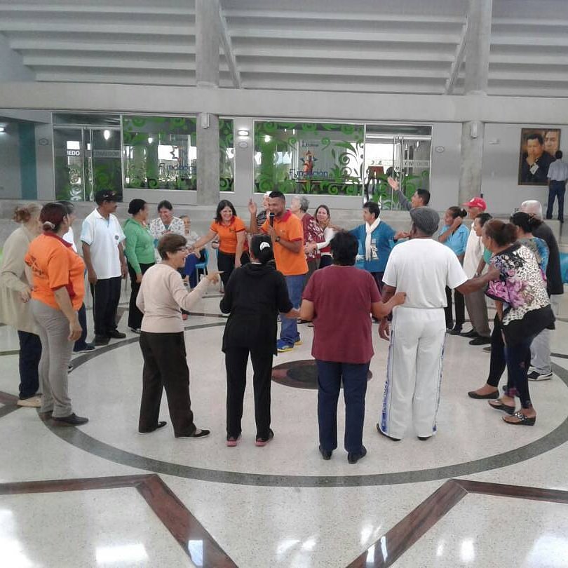 FrnsEdobolivar's tweet photo. #InformeFRNSb #GestiónRangel garantiza atención de primera a adultos mayores a través de la @Fund_Armonia #RangelDejandoHuellas https://t.co/6jdk4NwrxY