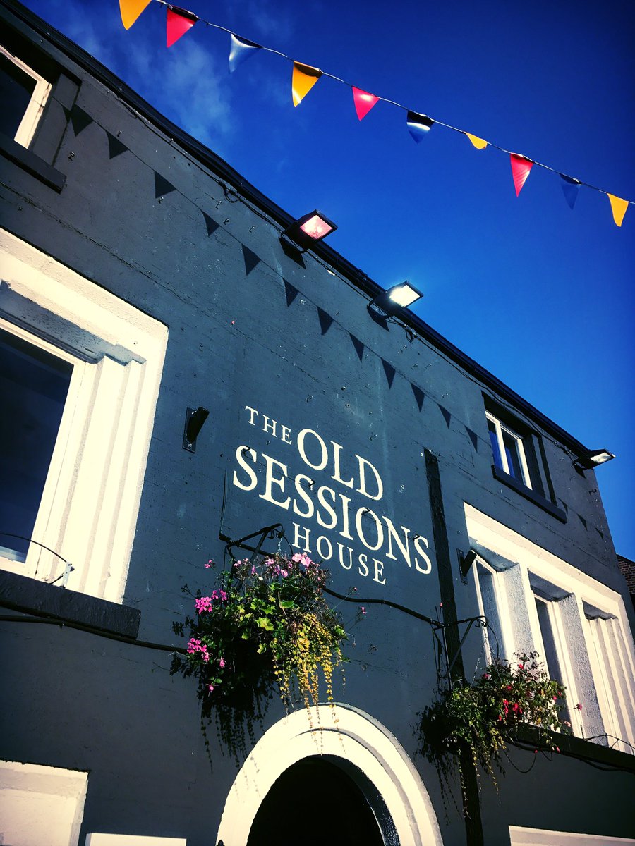 robbo5099's tweet image. Another fun evening training with some of the @FKGroupUK charity bike crew 🚴😄🍺☀️ #oneweektogo #tosh @braintumourrsch