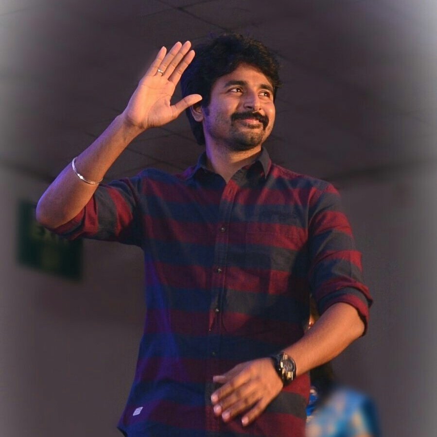 ragurhs's tweet photo. வீரநடை என்றும் வெற்றிநடை @Siva_Kartikeyan Anna 😘😘😍😍😚😘😘😘😍😚😍 https://t.co/KKJ9LyWRJd