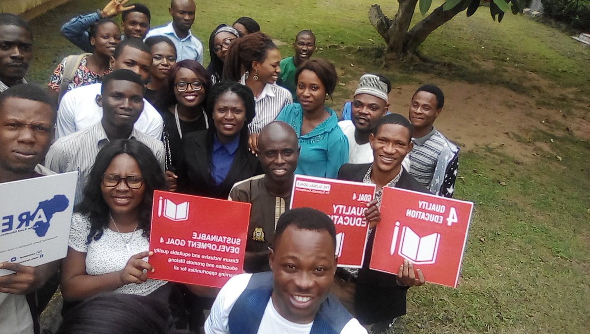 Areai4Africa's tweet photo. TODAY in Ibadan NIGERIA, @WeAreAreai TRAINED YOUTHS to become "EDUCATION FOR SUSTAINABLE DEVELOPMENT" Champions. #TeachSDGs #ESDMatters https://t.co/quVMYxotzu