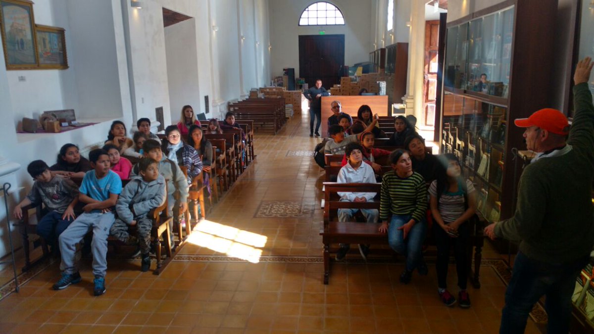 SanLuisLibro's tweet photo. San Luis Libro recibió la visita de la Escuela de Jornada Completa Nº438 Bernardino Rivadavia, de la localidad de Nueva Galia. https://t.co/Brblon0PFT