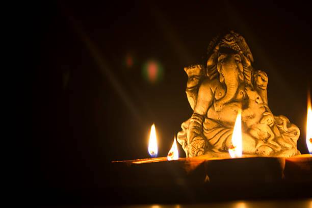 CanadaenInde's tweet photo. Nous souhaitons à tous une joyeuse fête de #GaneshChaturthi. Nos bureaux à Mumbai et Ahmedabad seront fermés le 25 août
#Canada150 #India70 https://t.co/uKBUvJbpwU