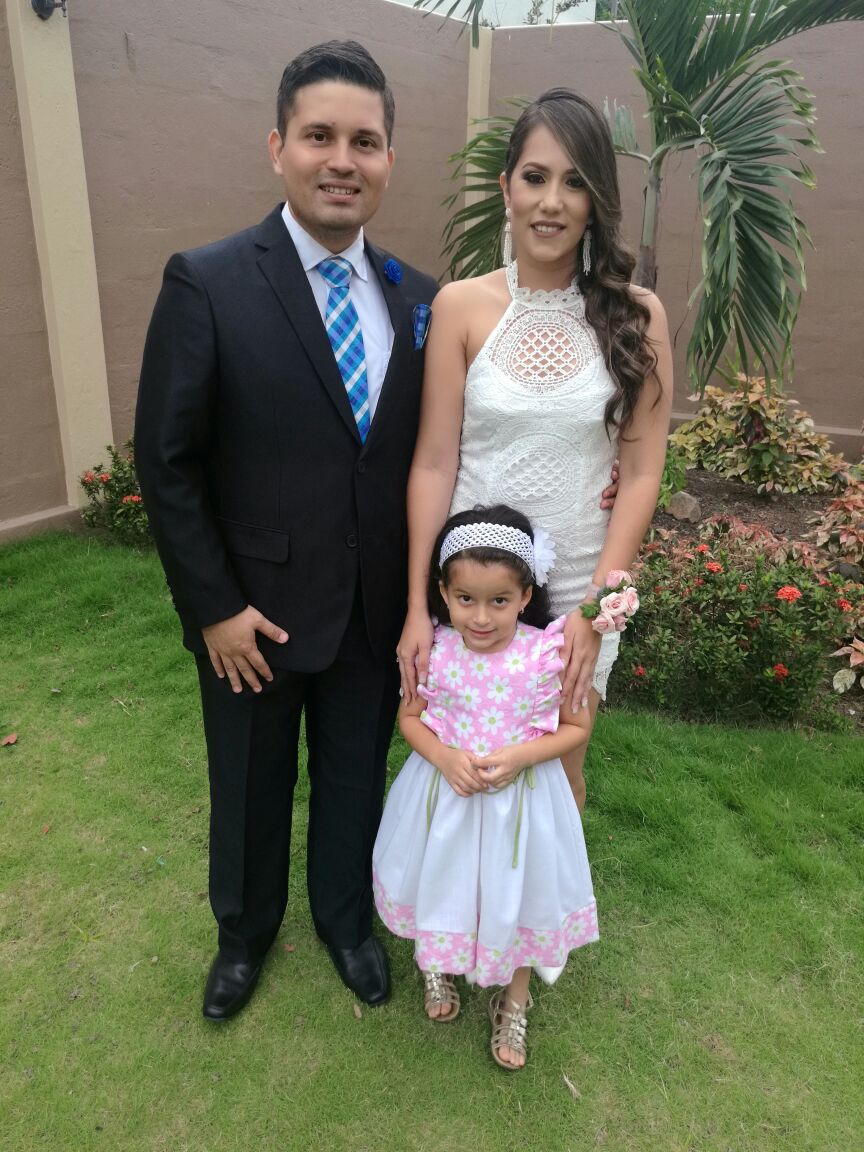 majitogb's tweet photo. Feliz cumpleaños bebe, carita de borrego engreida. Te queremos mucho❤�� https://t.co/ThYICsUJw8