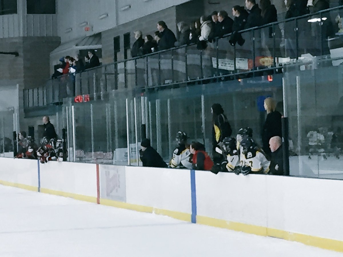 k_icewolves's tweet photo. One more day til @k_icewolves Bantam &amp; MidgetAA mini showcase tourney. Coaches &amp; Recruiters welcome #USports #NCAA #letsgetthisseasonstarted https://t.co/qW0I8hAZXe