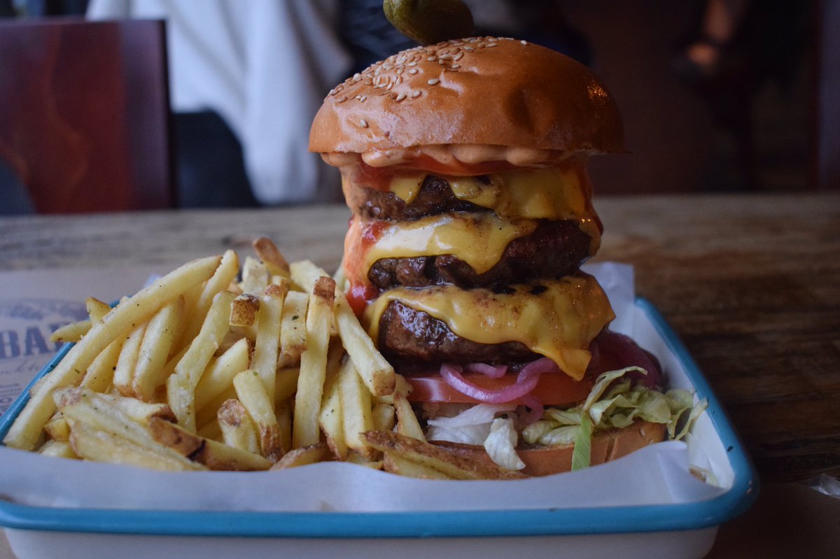 Happy #NationalBurgerDay 🍔