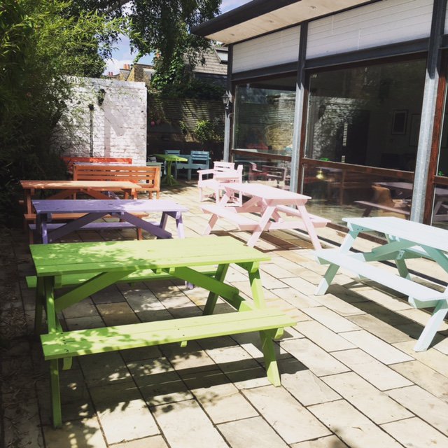 Bread and Roses Clapham tweet media