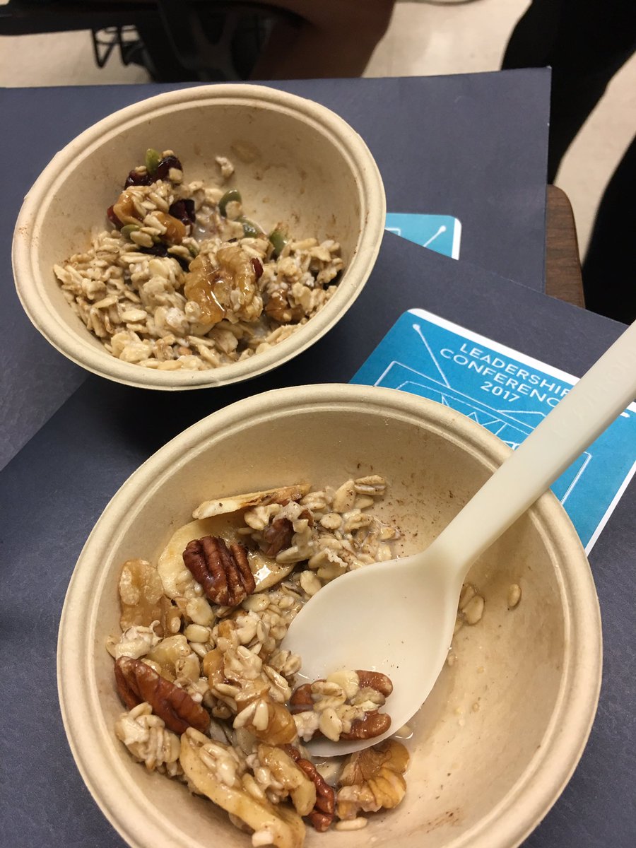 JacSquirrels's tweet photo. #URHALC17 
RT for rolled oats, fav for steel cut 
#whateverfloatsyouroat https://t.co/XYfzRHFpW4